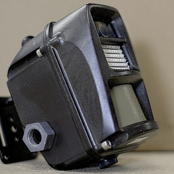 The mounting brackets are ideal for installing the camera directly onto a building, hoarding, existing fencing etc.